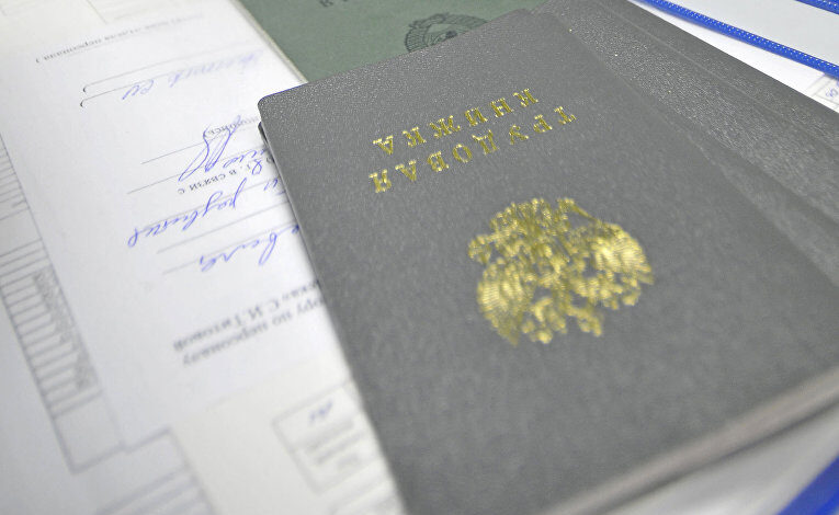 Омбудсмен Крыма помог участнику СВО получить документы об увольнении со службы